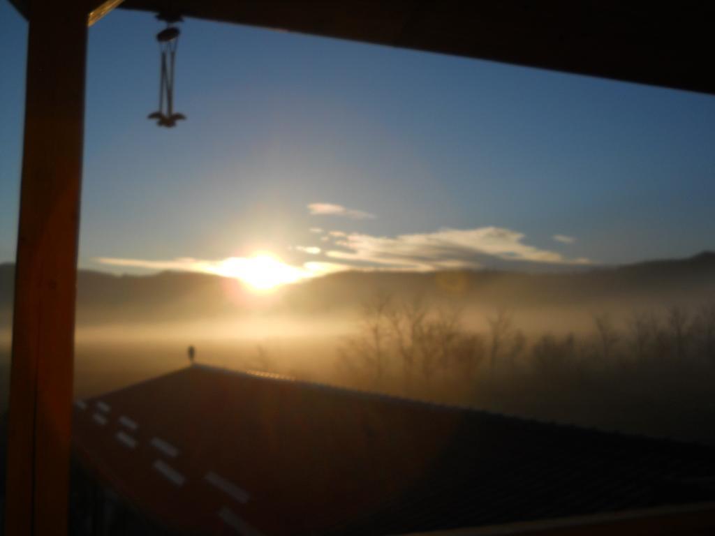 Pensiunea Poezii Alese Valea Drăganului Exterior foto